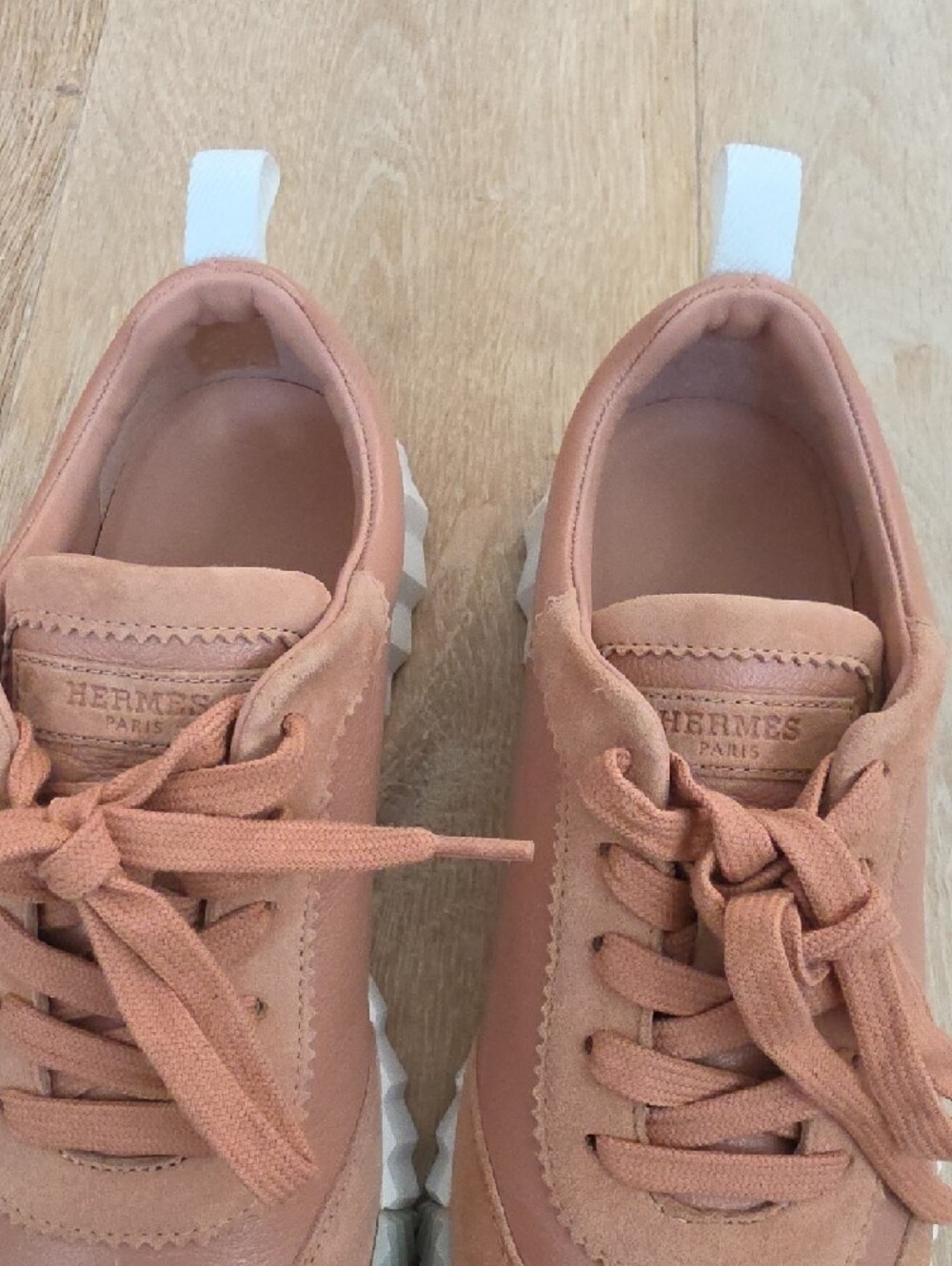 NWB Hermes Bouncing Sneakers - Picture 13 of 13